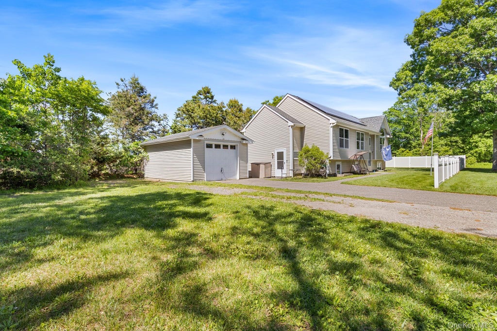 Photo of 49 Oakdale Avenue, East Patchogue, NY 11772 (MLS # 992469)