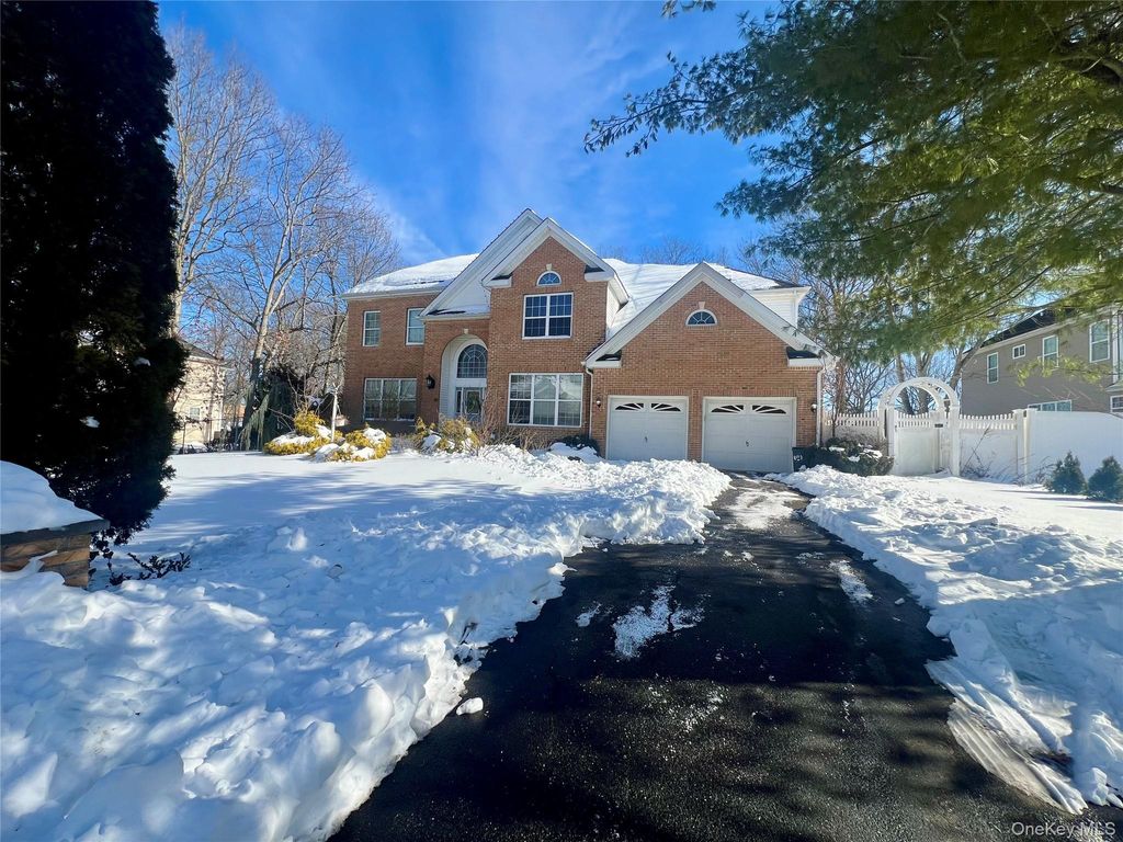 Photo of 39 Independence Way, Miller Place, NY 11764 (MLS # 957124)