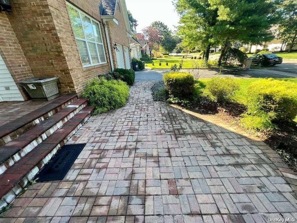 Photo of 39 Independence Way, Miller Place, NY 11764 (MLS # 957124)