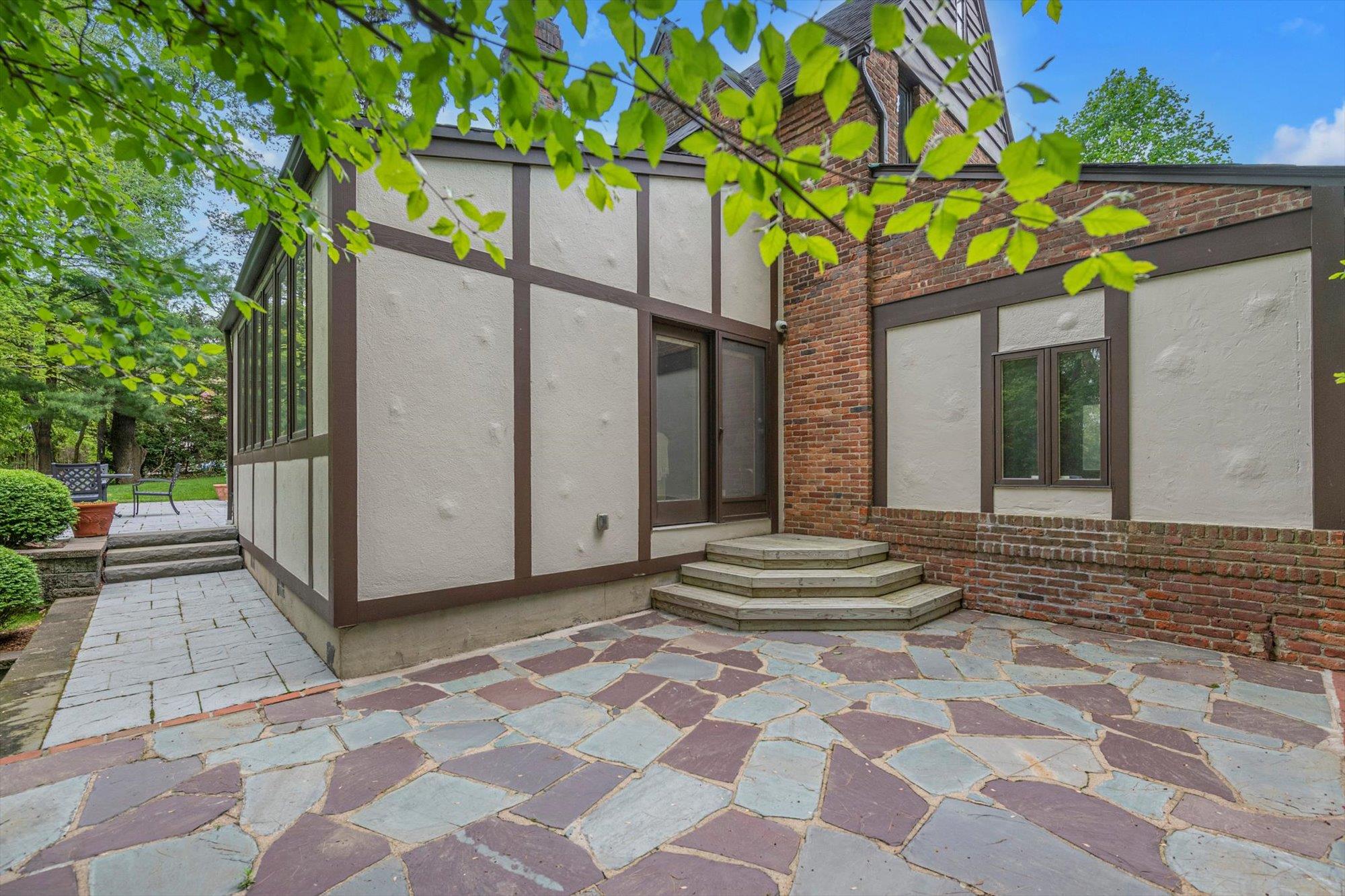 1 Wensley Drive, Great Neck, New York image 30