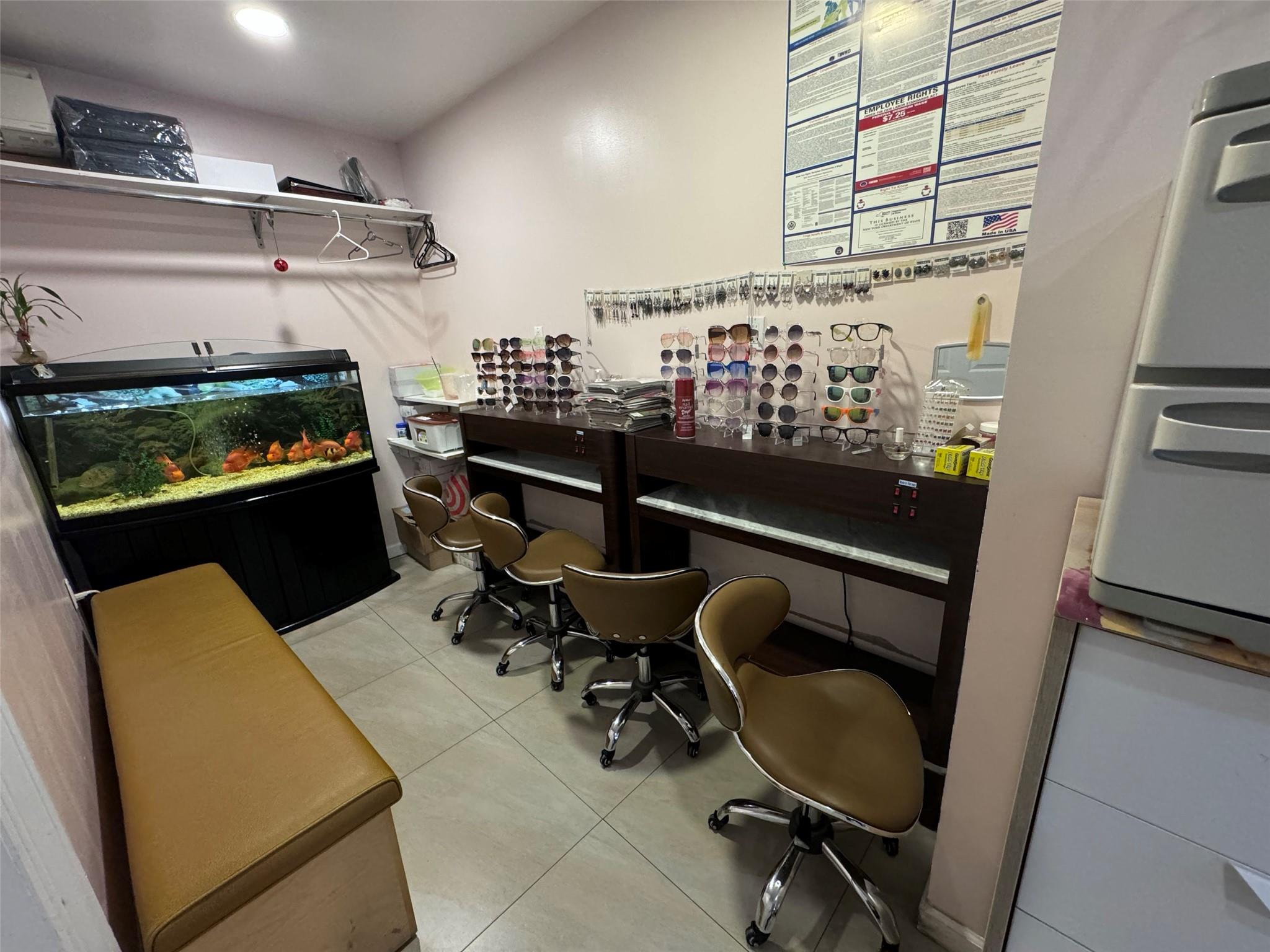 520 E 14th Street 1FL