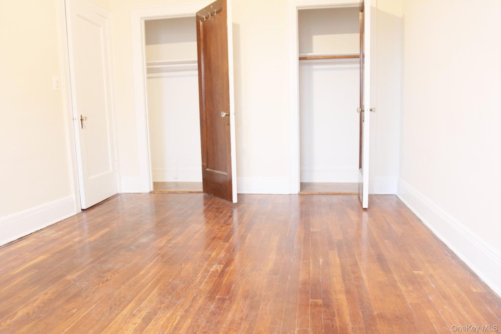 Photo of 477 Merrick Road, Lynbrook, NY 11563 (MLS # 965225)