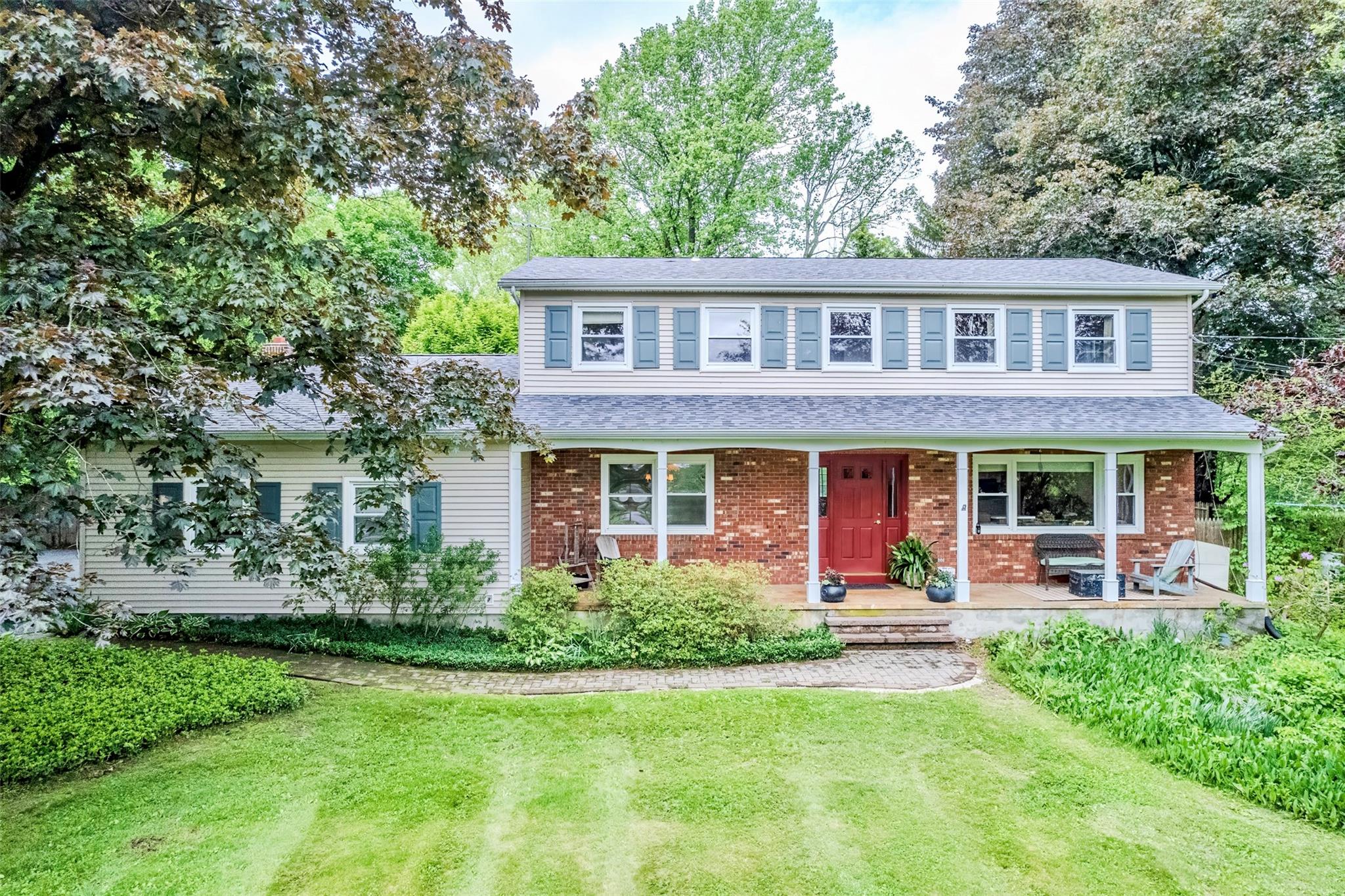 24 Overhill Lane, Warwick, New York image 1