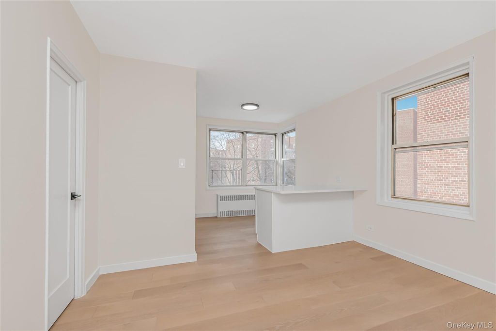 Photo of 5601 Riverdale Avenue #7T, Bronx, NY 10471 (MLS # 959560)