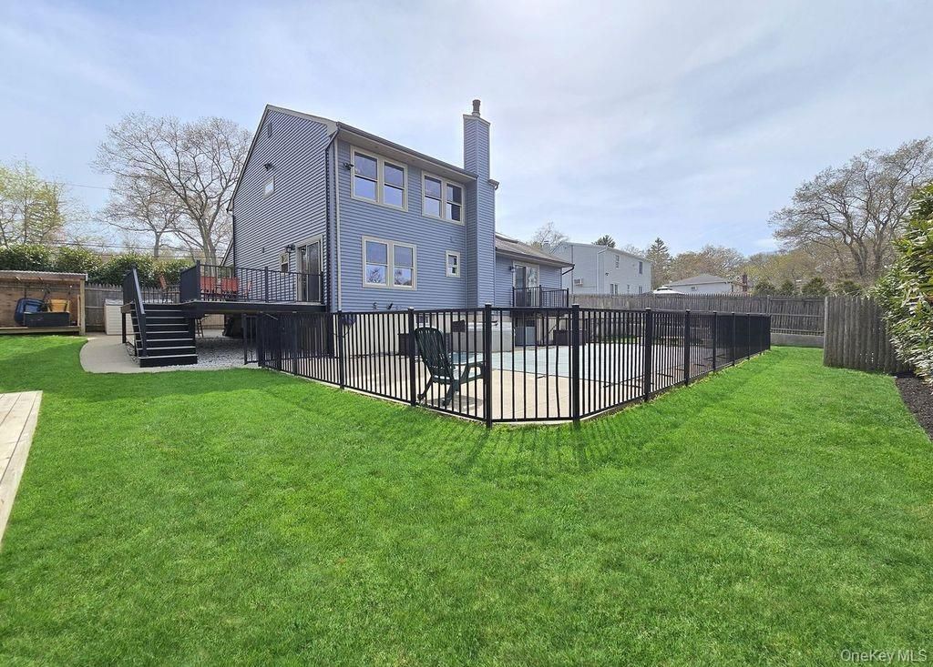 Photo of 27 Ridgewood Avenue, Selden, NY 11784 (MLS # 983954)