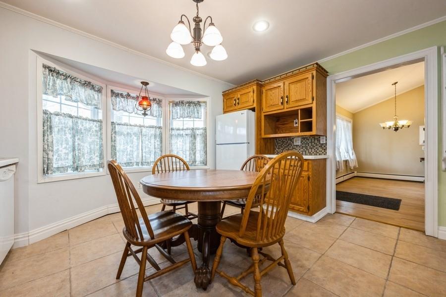 15 Long Lane, Levittown, New York image 7