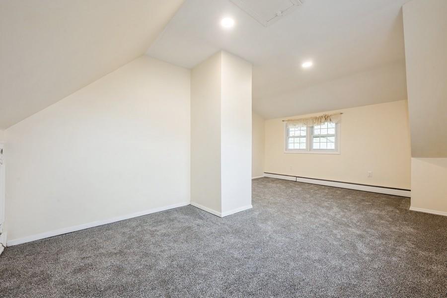 15 Long Lane, Levittown, New York image 21