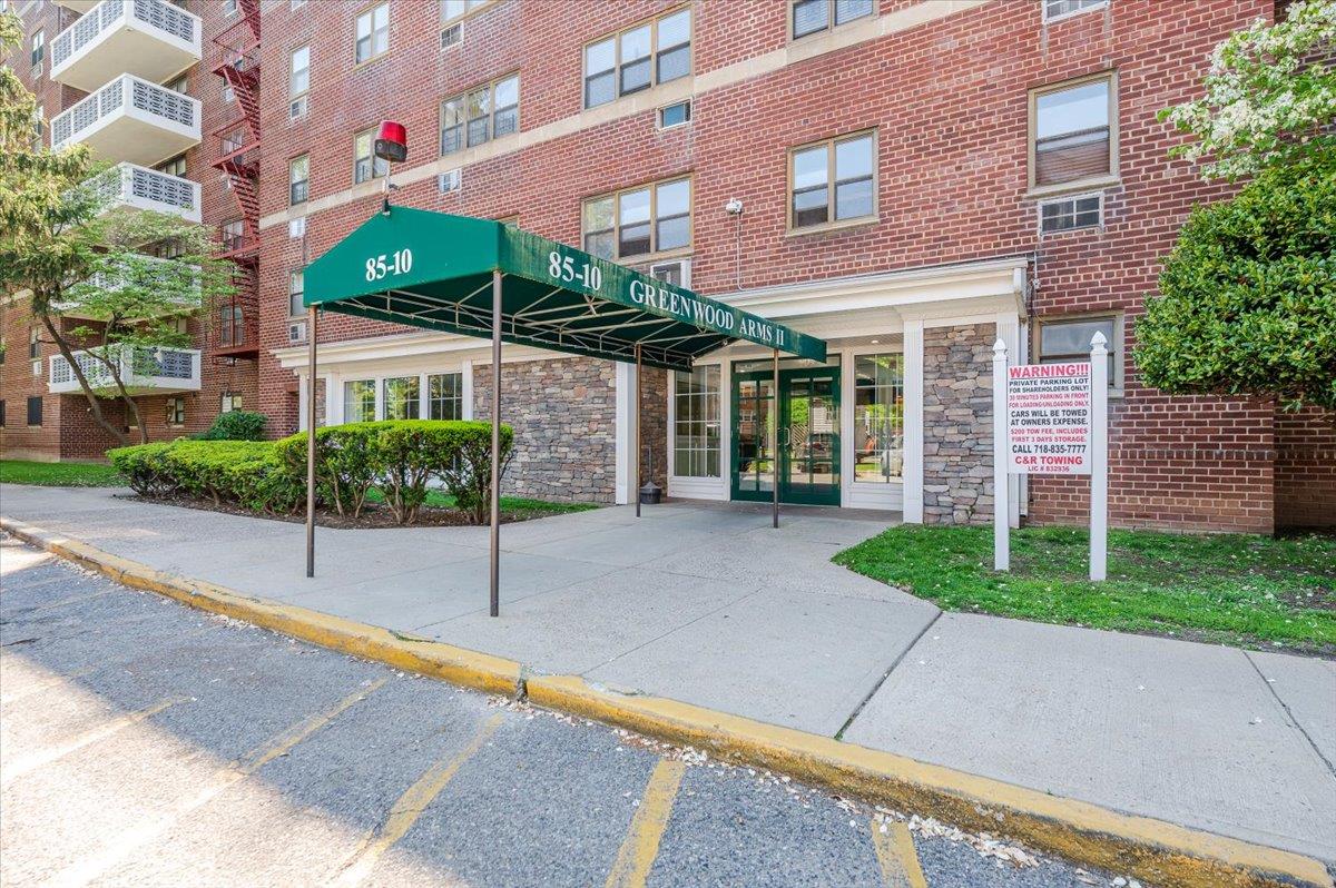 Property for Sale at 151 Avenue 5E, Howard Beach, Queens, NY - Bedrooms: 1 
Bathrooms: 1 
Rooms: 4  - $224,000
