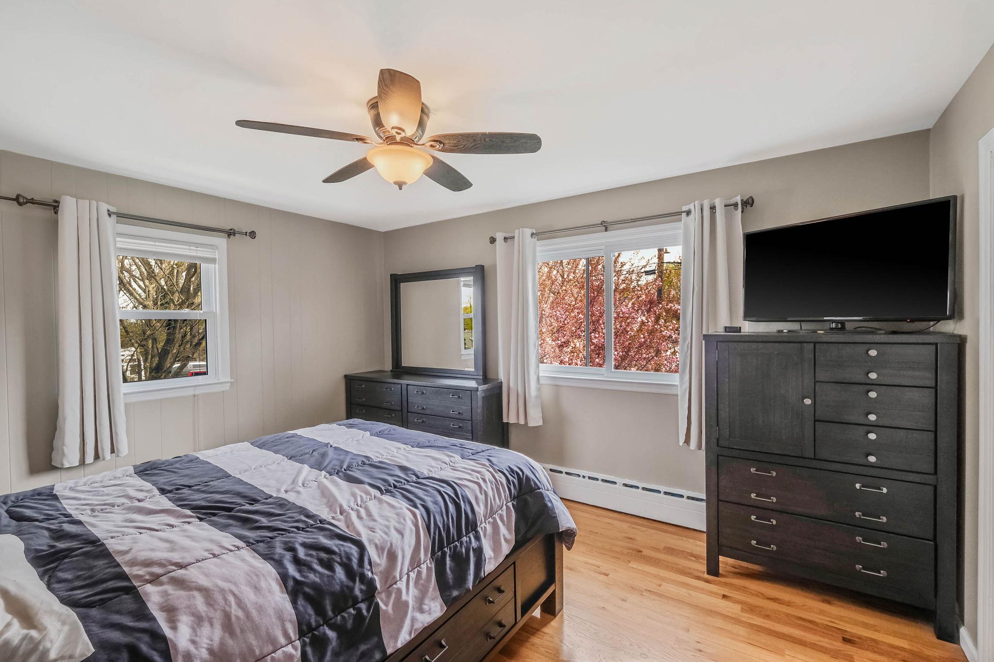 22 Hollis Drive, Sound Beach, New York image 12