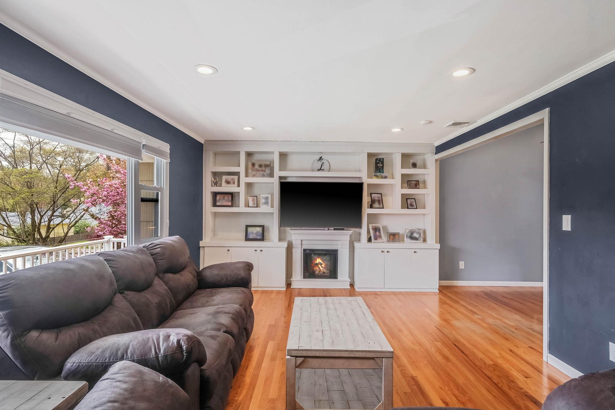 22 Hollis Drive, Sound Beach, New York image 6