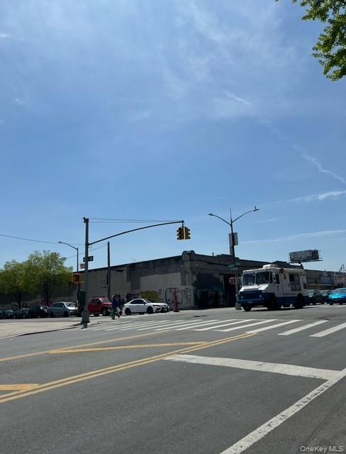 738 Southern Boulevard