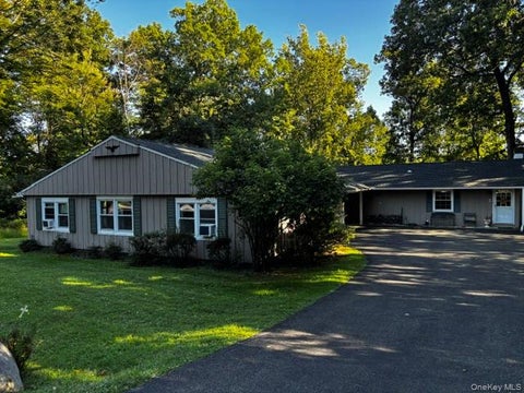 Multifamily For Sale - 110-112 S Jacqueline Street<br/> New Windsor, NY 12553