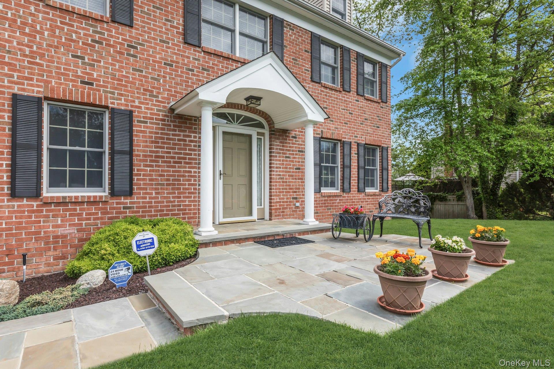 25 Middlesex Avenue