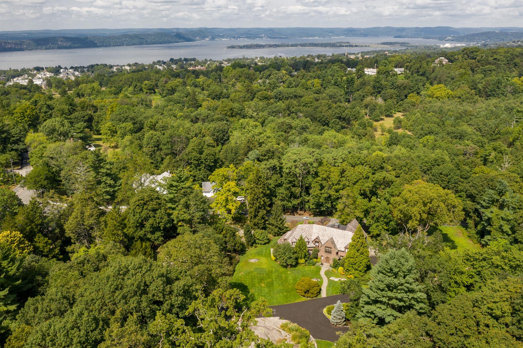 31 Old Briarcliff Road, Briarcliff Manor, New York image 40