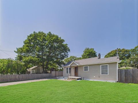 279 Commack Road, Shirley, NY 11967 - MLS#: 898677