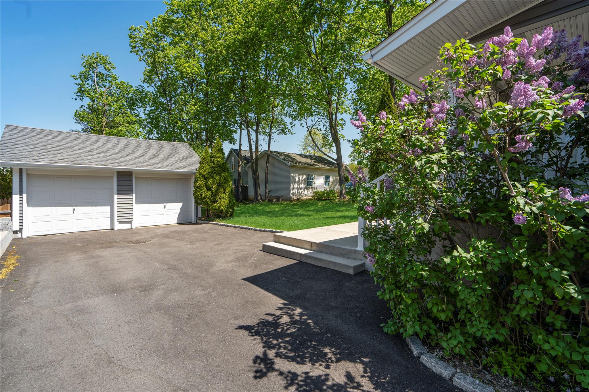 25 Fairmount Street, Huntington, New York image 23