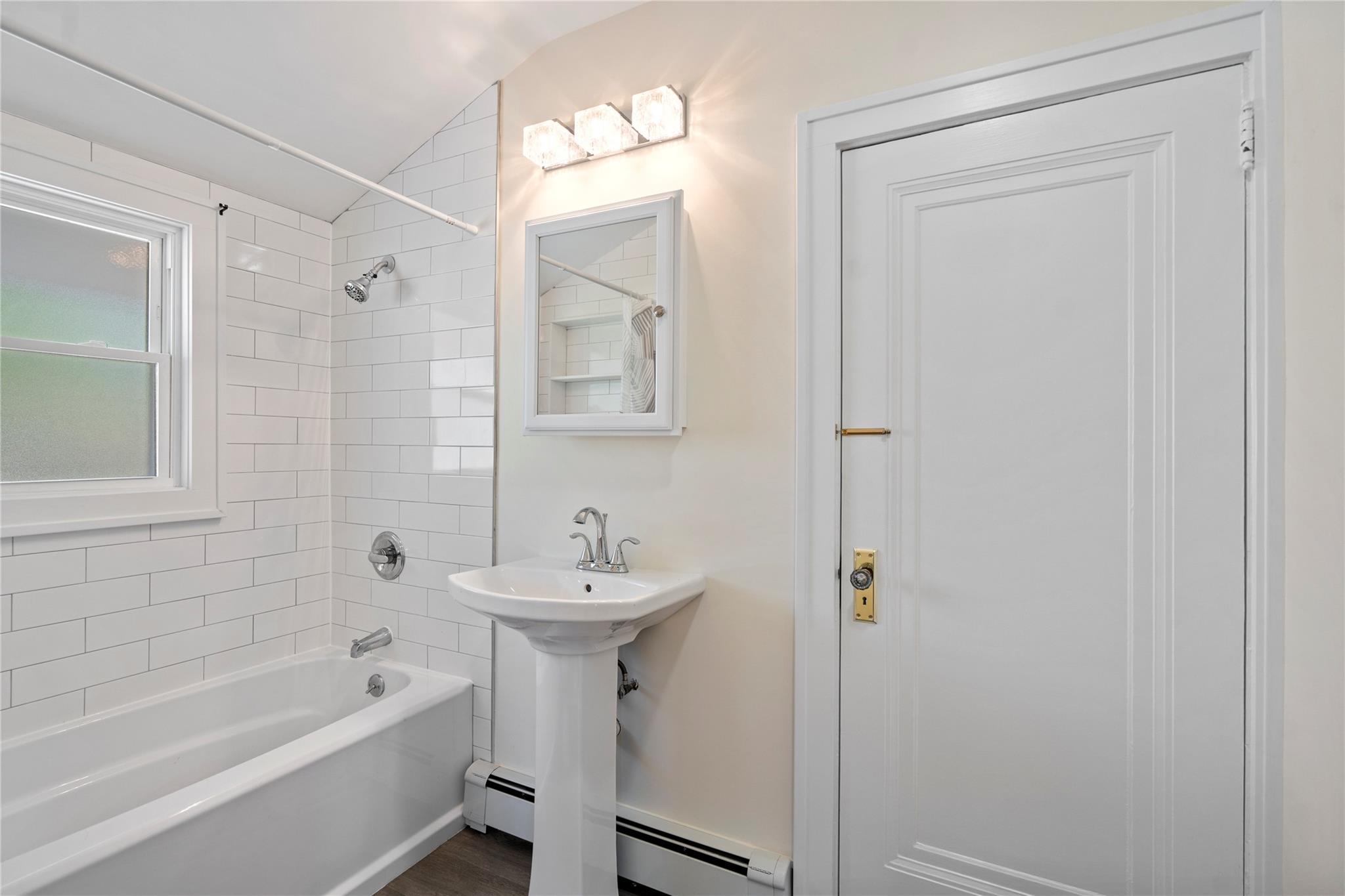25 Fairmount Street, Huntington, New York image 12