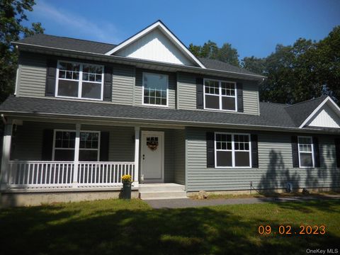 230 Expressway Drive N, Medford, NY 11763 - MLS#: 981826