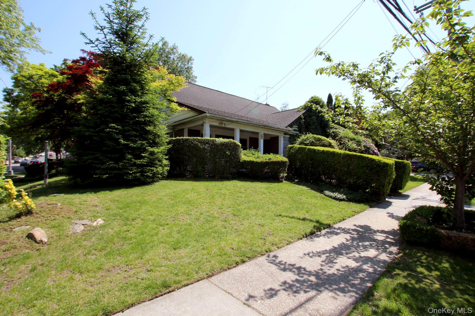 82-04 188th Street - Photo 2