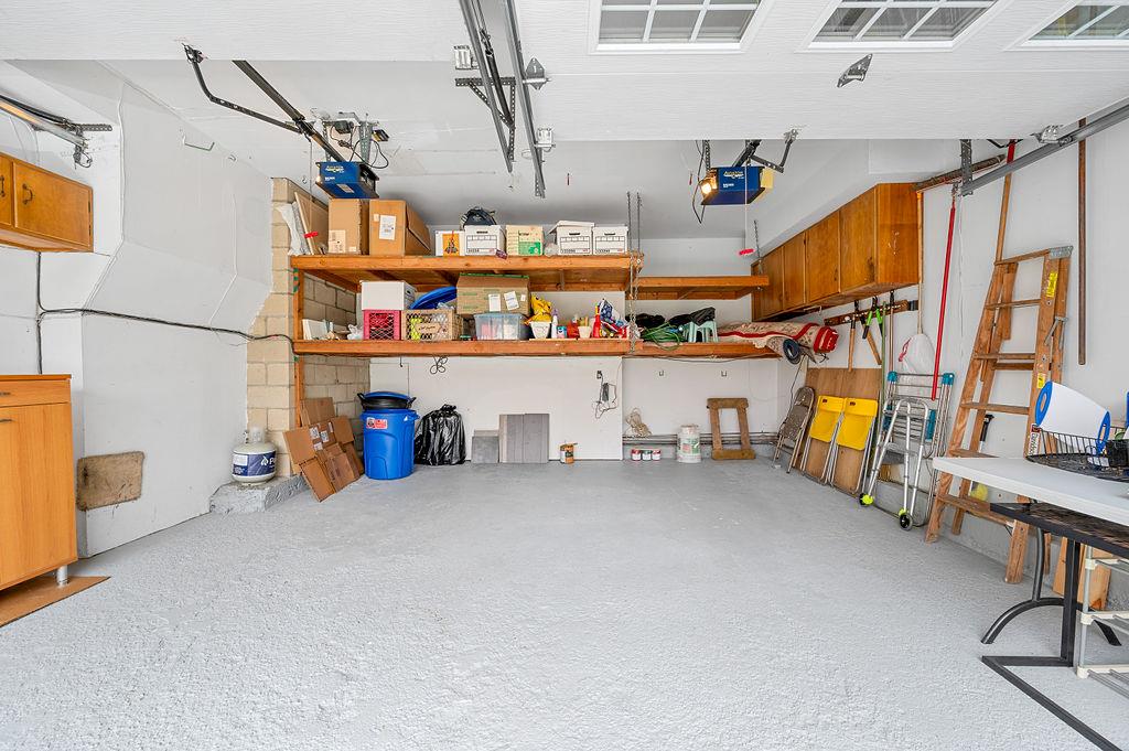 7 Robbins Lane Ln, Great Neck, New York image 38