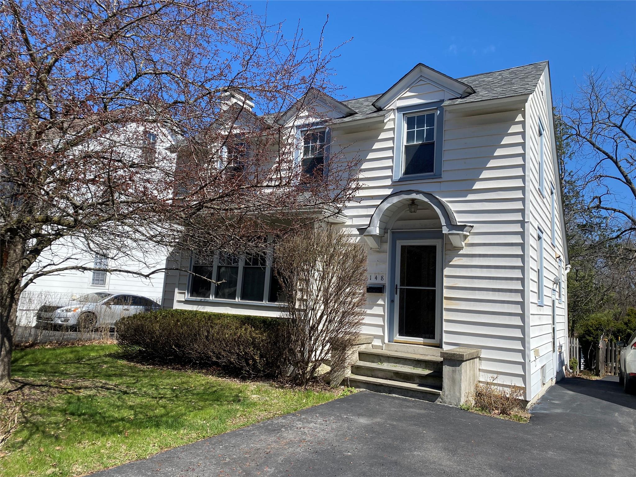 Property for Sale at Hooker Avenue, Poughkeepsie, New York - Bedrooms: 3 
Bathrooms: 1 
Rooms: 6  - $360,000