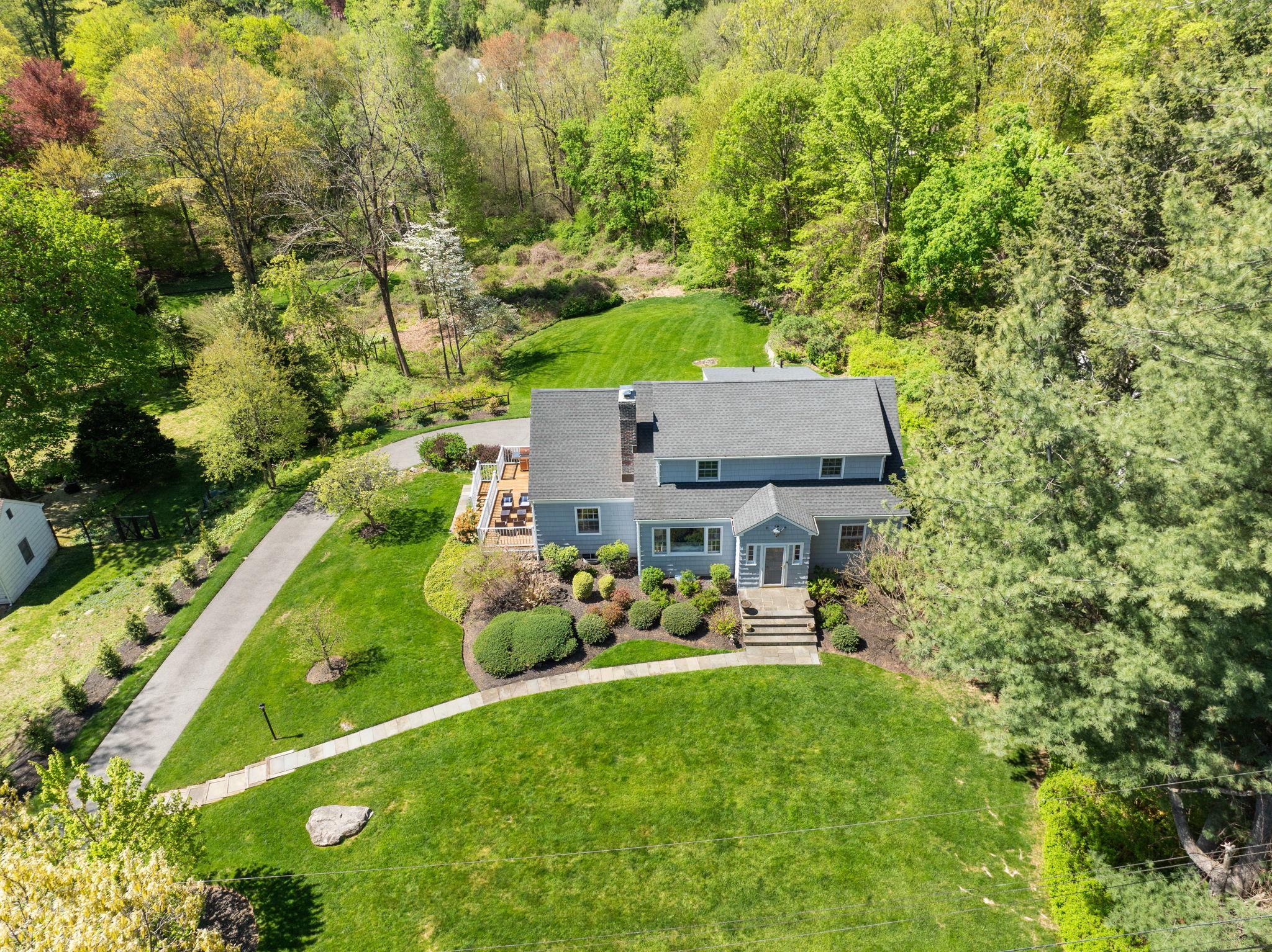 12 Pond Hill Road, Chappaqua, New York image 3