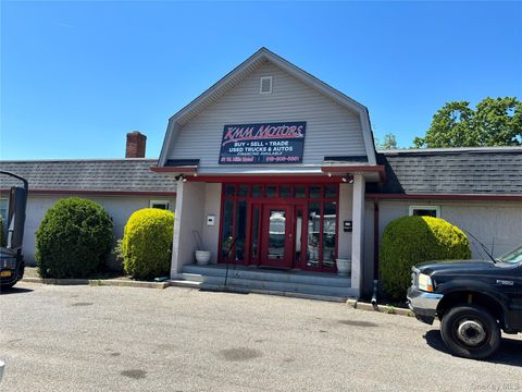 81 W Hills Road Huntington Station NY 11746