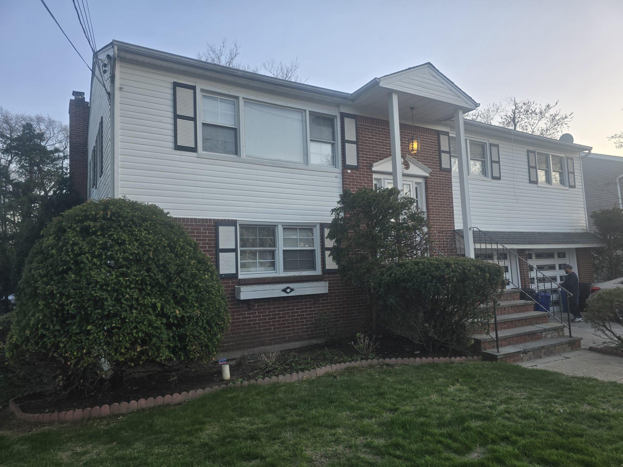 1571 Greenway Boulevard, Valley Stream, New York image 2