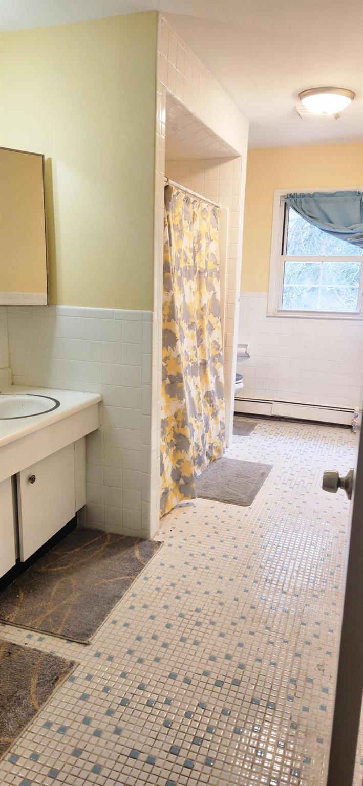 1571 Greenway Boulevard, Valley Stream, New York image 12
