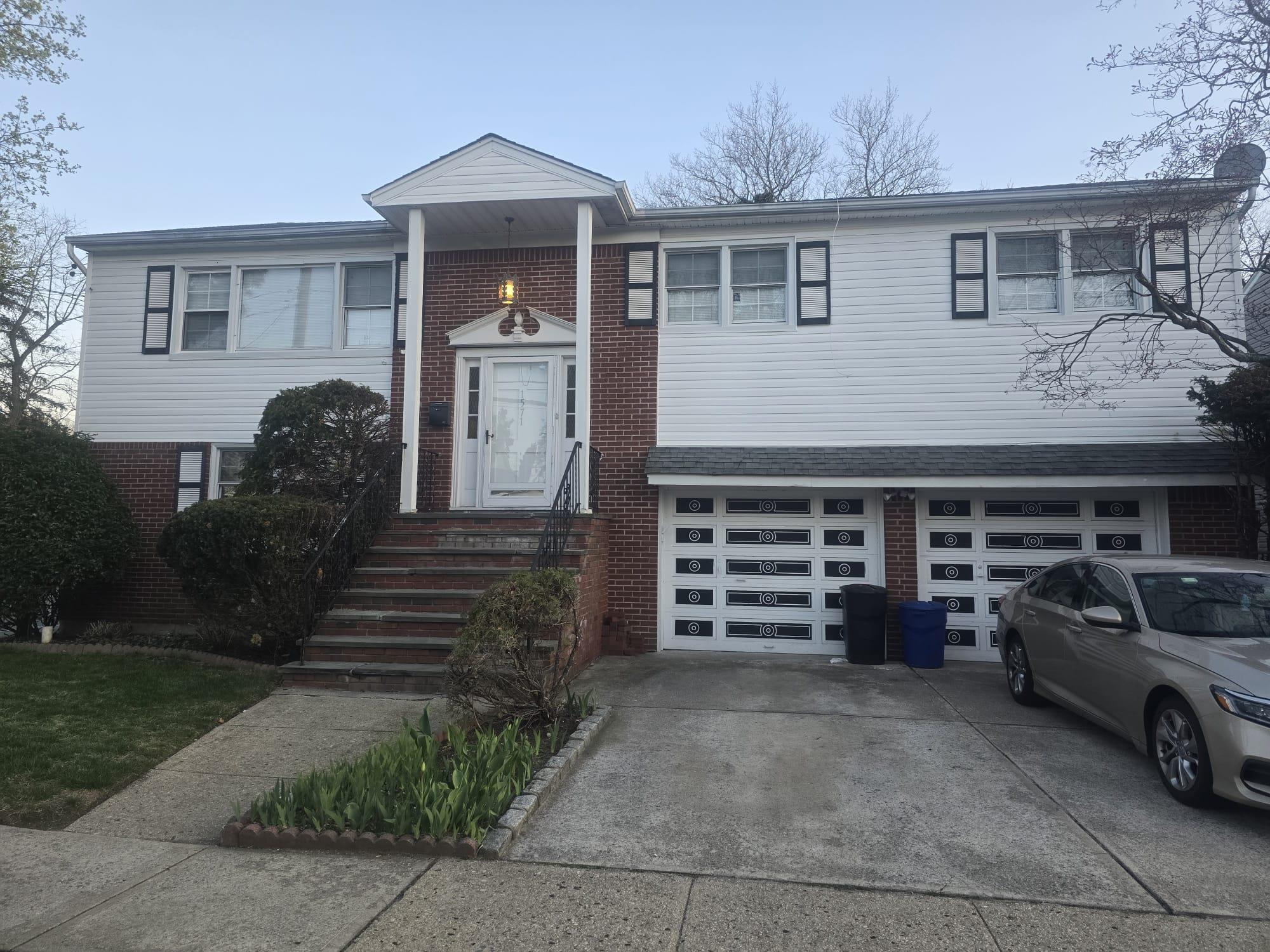1571 Greenway Boulevard, Valley Stream, New York image 3