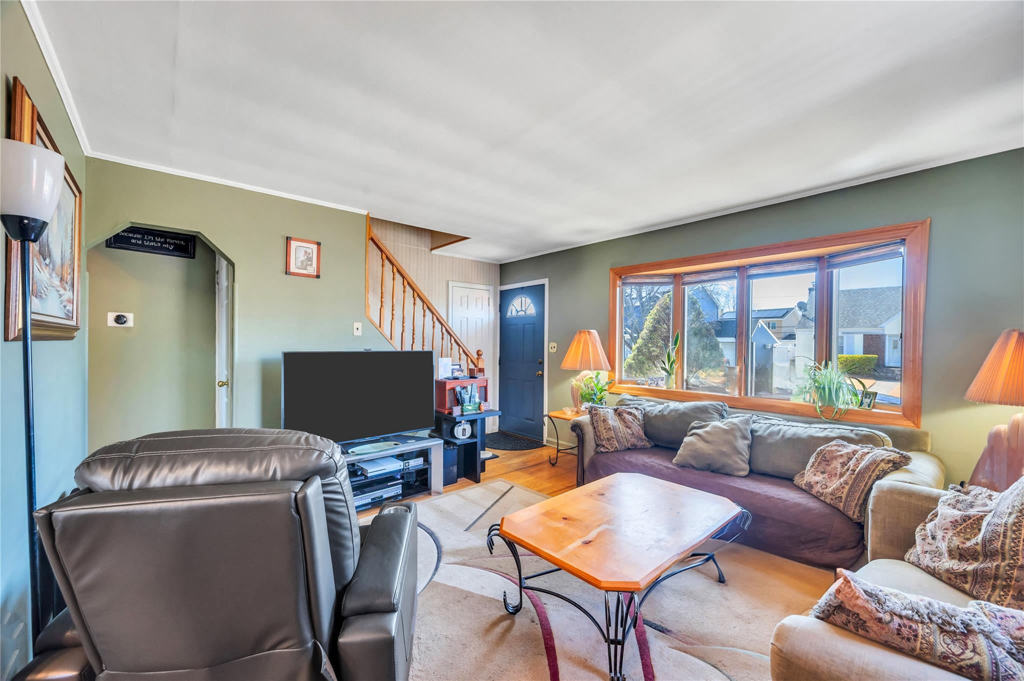 21 Linden Boulevard, Hicksville, New York image 5