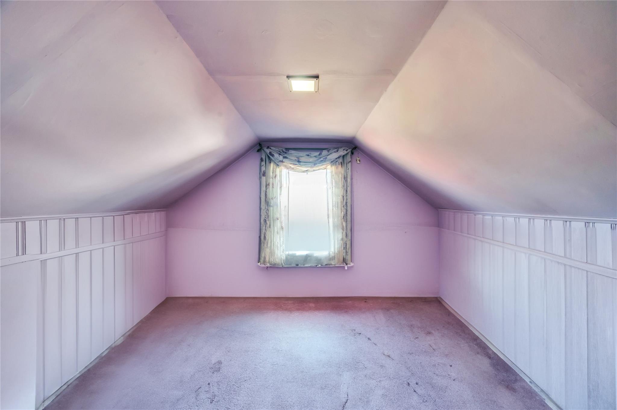 21 Linden Boulevard, Hicksville, New York image 11