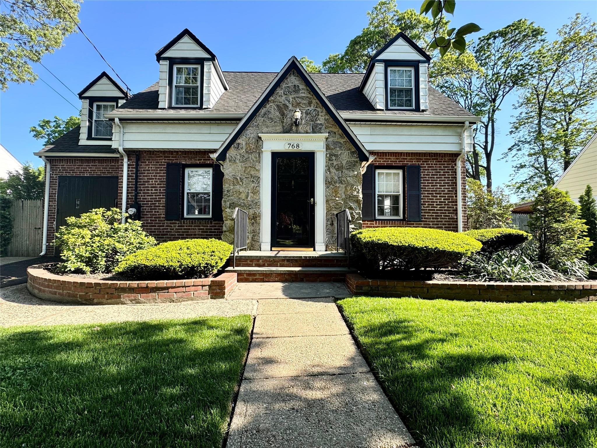 768 Everett Court, Baldwin, New York image 36