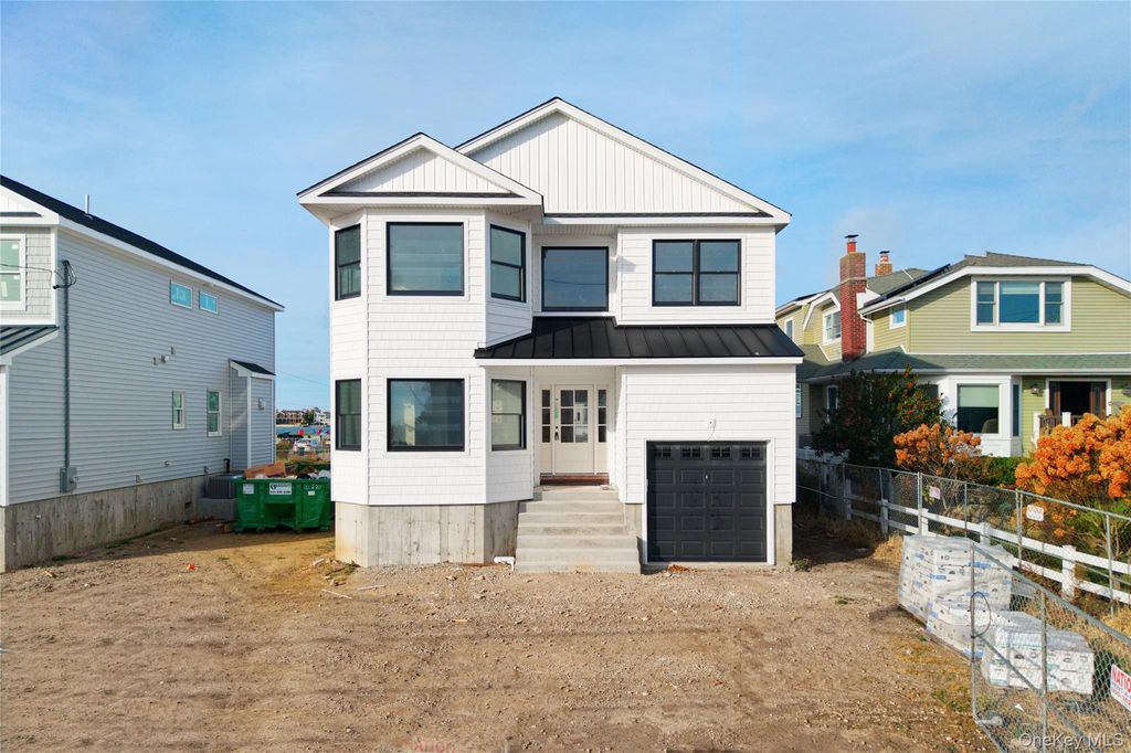 Photo of 103 Clocks Boulevard, Massapequa, NY 11758 (MLS # 875037)