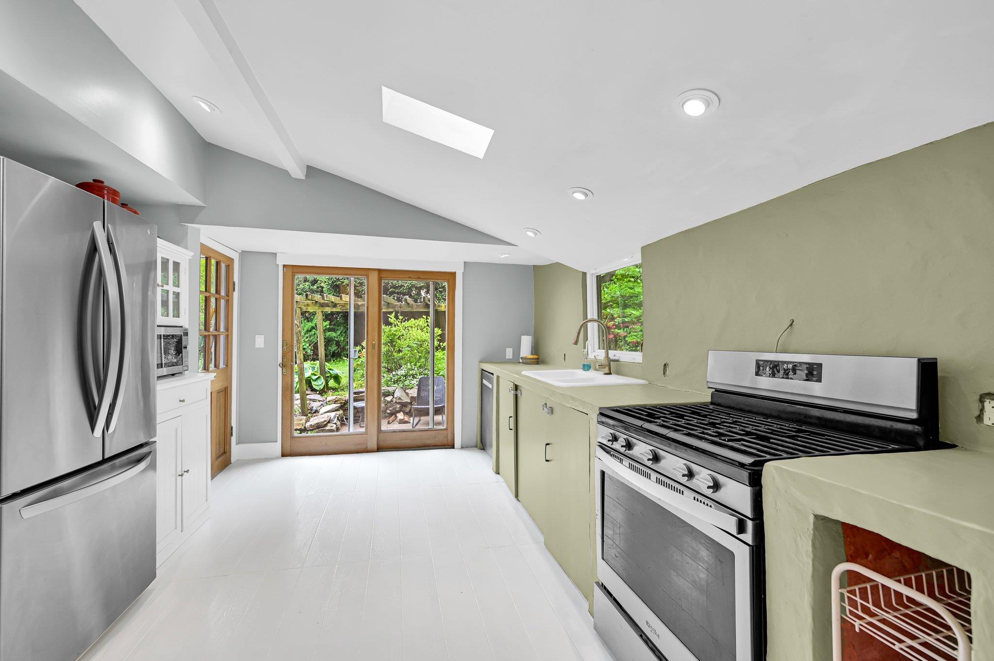 60 Revolutionary Road, Ossining, New York image 12