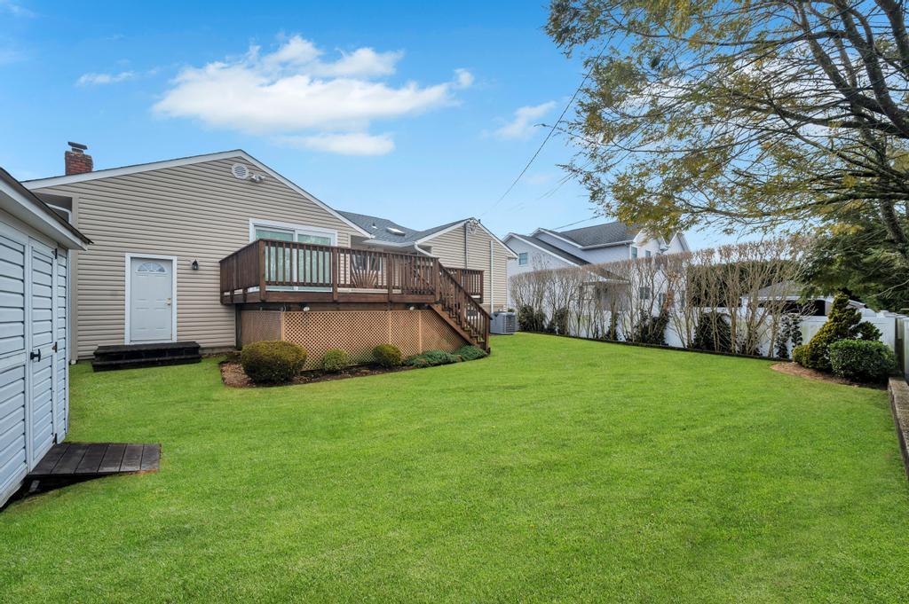 15 Gloria Place, Plainview, New York image 41