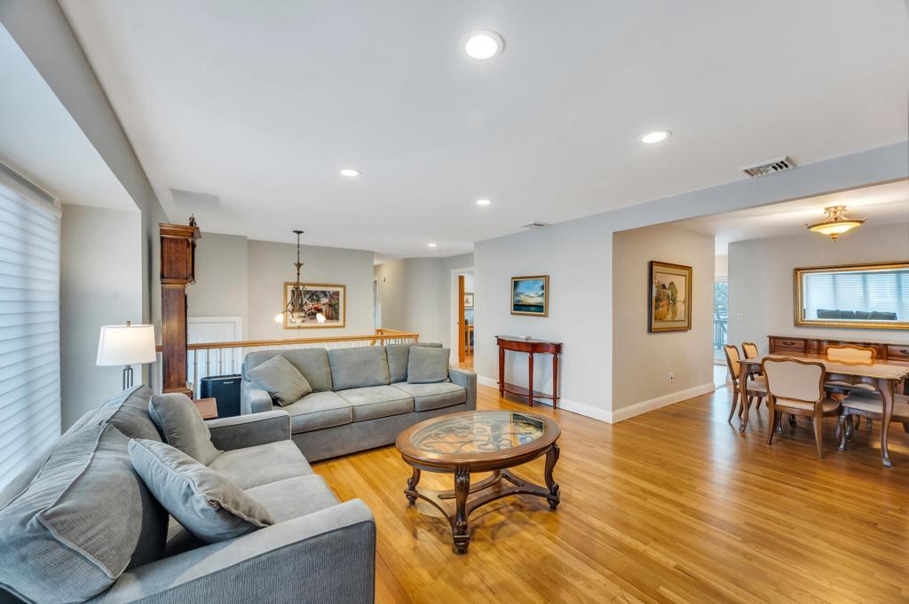 15 Gloria Place, Plainview, New York image 12