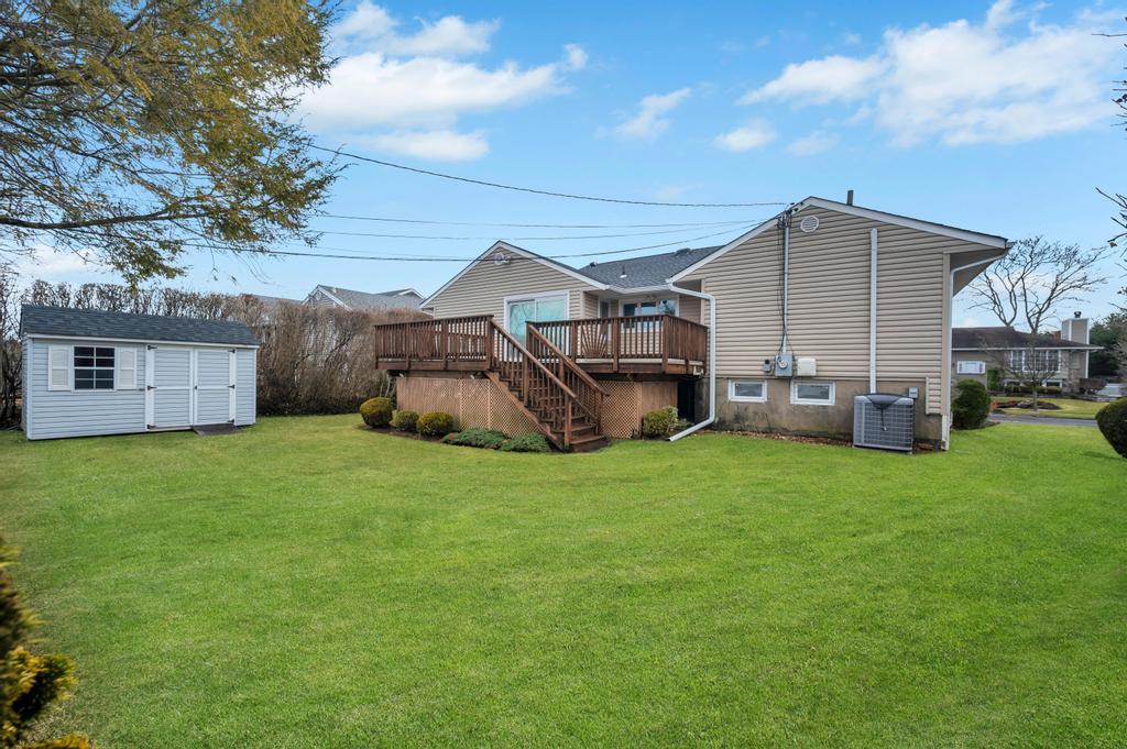 15 Gloria Place, Plainview, New York image 39