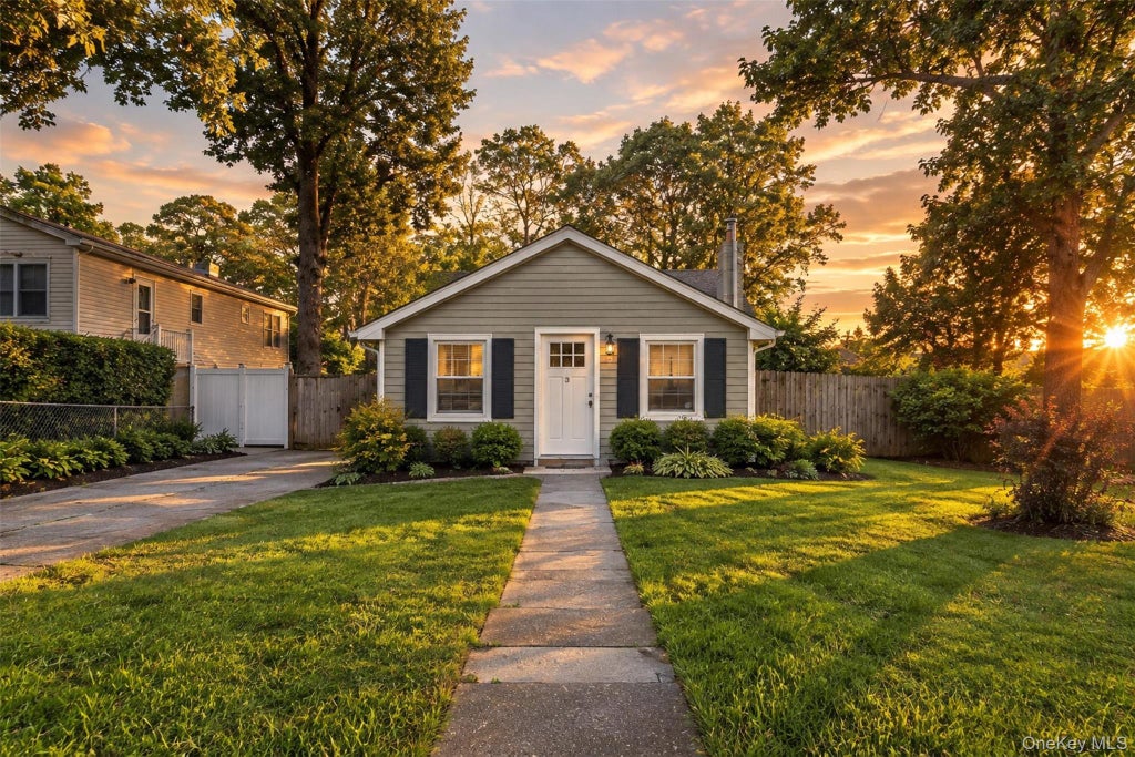 Photo of 3 Elmwood Avenue, Selden, NY 11784 (MLS # 1056171)