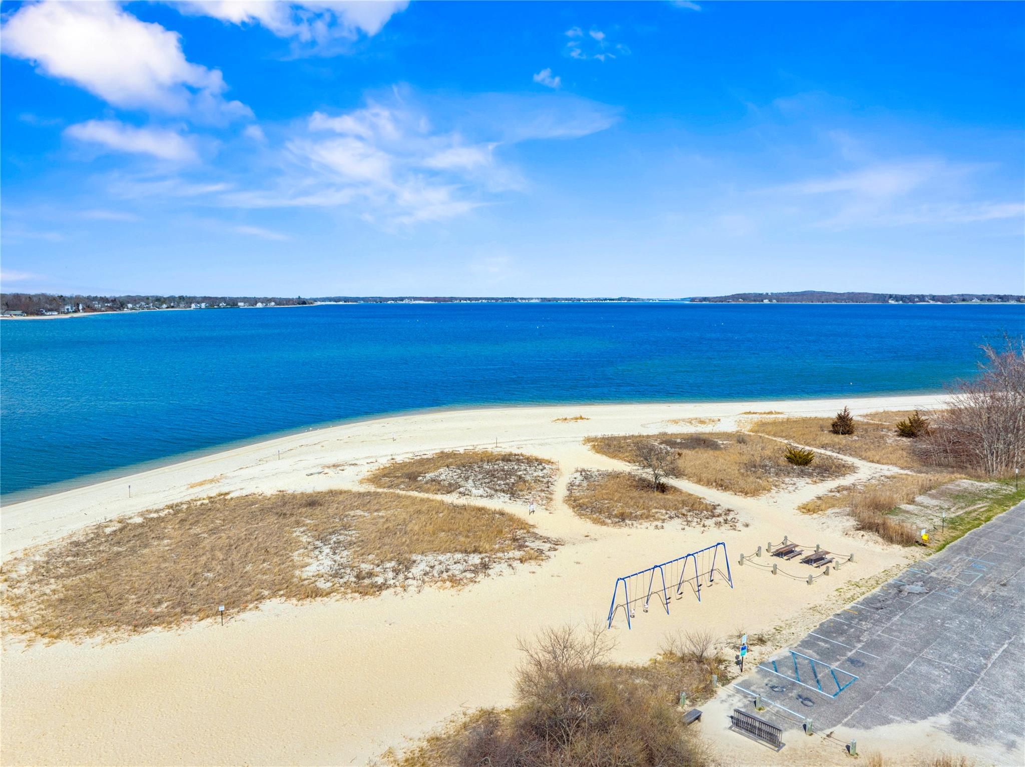 570 N North Bayview Road, Southold, New York image 5