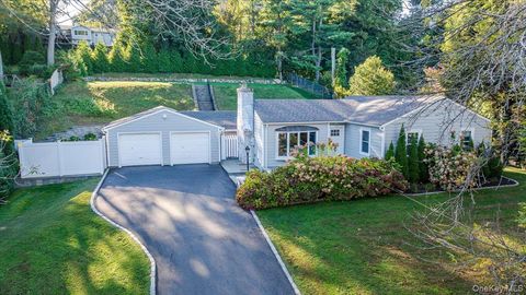 Photo of 17 Dumbarton Drive, Huntington, NY 11743 (MLS # 923761)