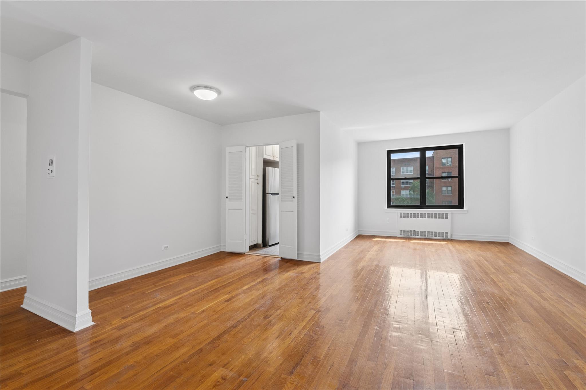 100-11 67th Road #416, Forest Hills, New York image 2