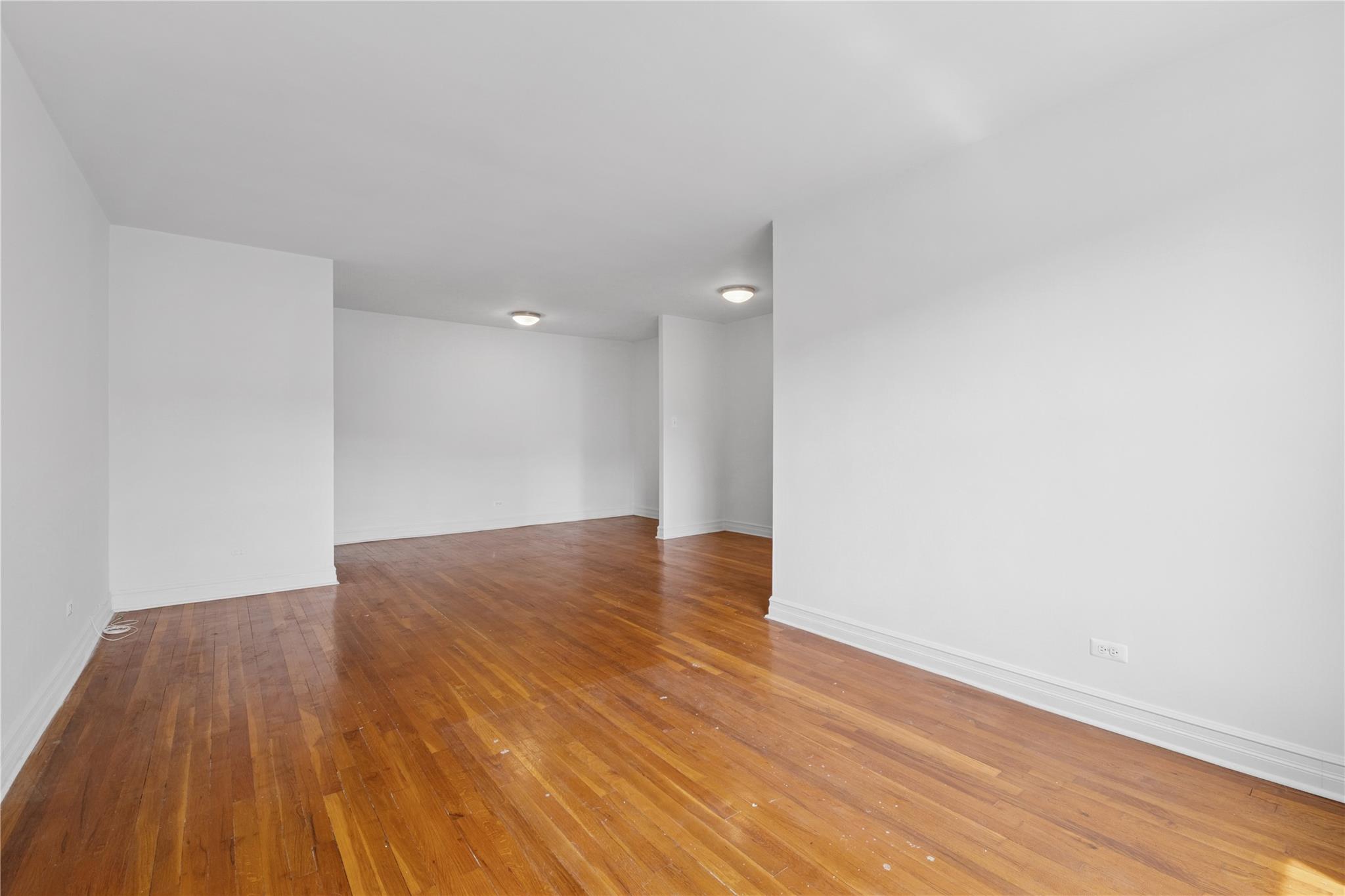 100-11 67th Road #416, Forest Hills, New York image 4