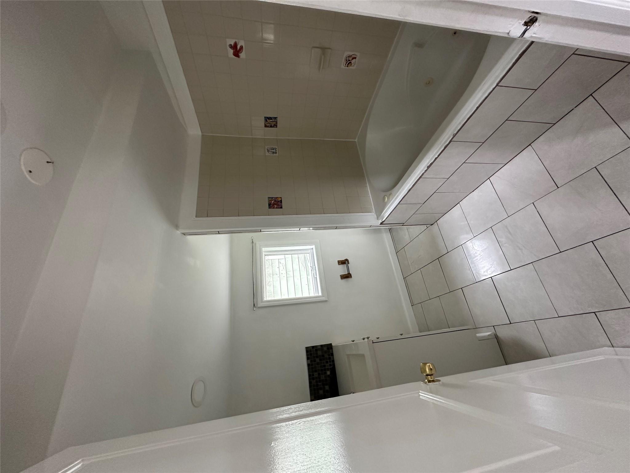 Poughkeepsie, New York 12601, United States, 1 Bedroom Bedrooms, ,1 BathroomBathrooms,Residential,Active,137430