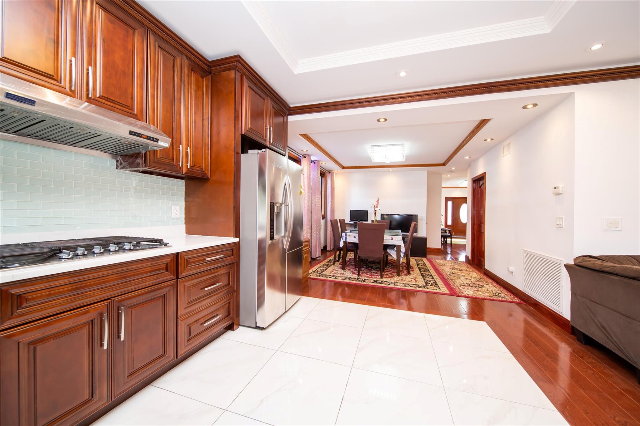 56-18 187th Street, Fresh Meadows, New York image 4