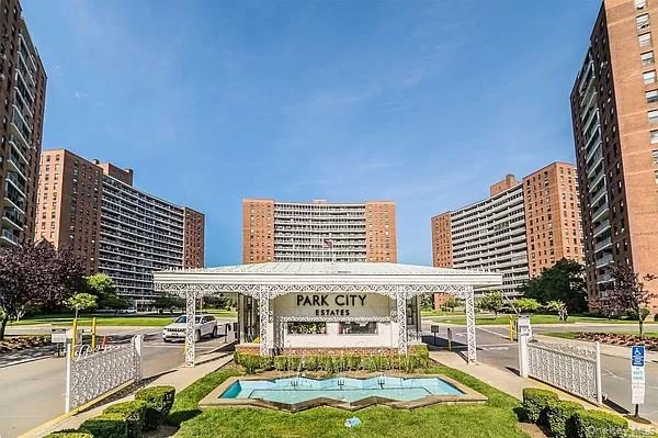 6115 98th Street #4H