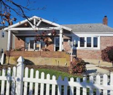 Apartment For Sale - 68 Howard Avenue<br/> Freeport, NY 11520