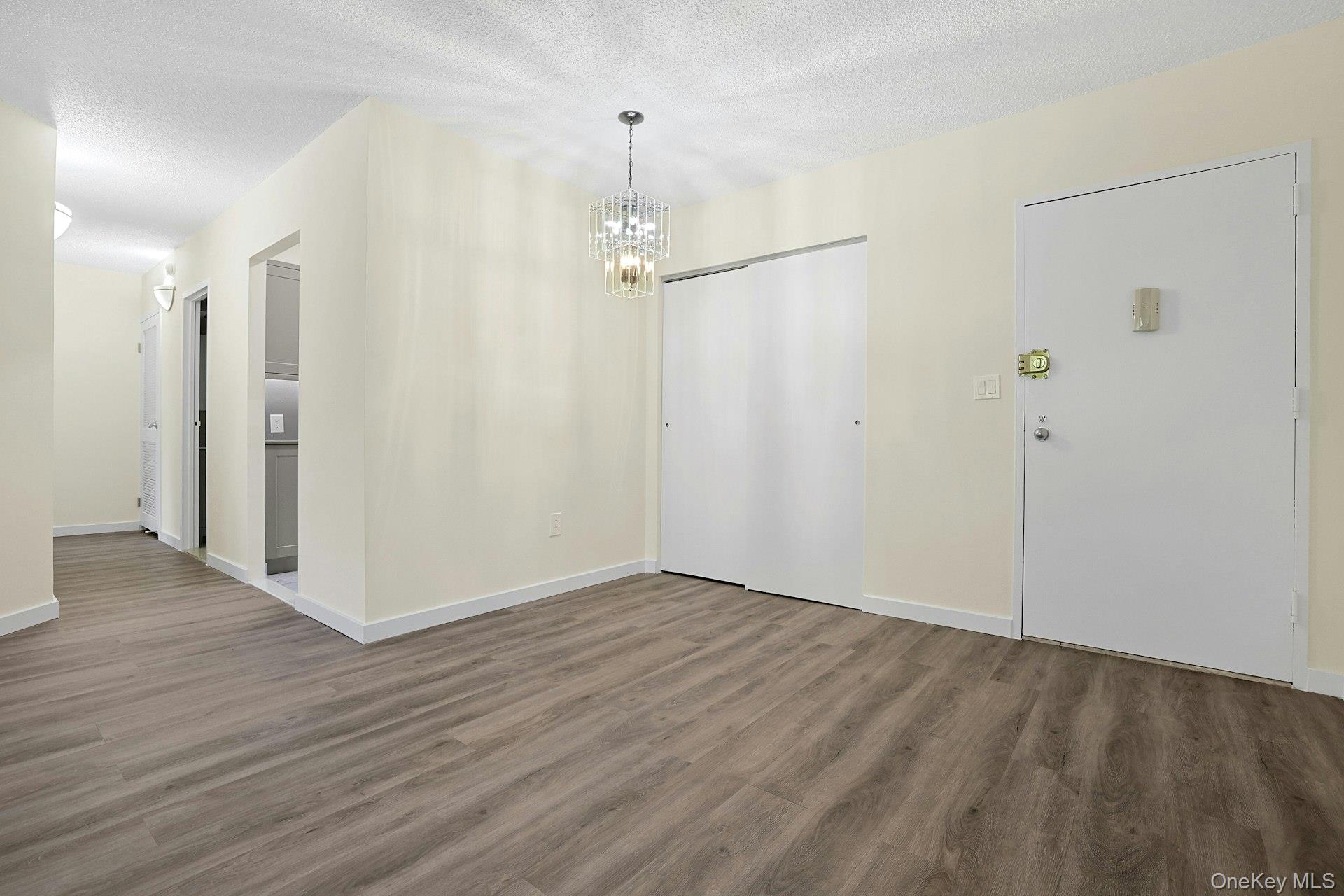 Yonkers, New York 10710, United States, 2 Bedrooms Bedrooms, ,2 BathroomsBathrooms,Residential,Active,248152