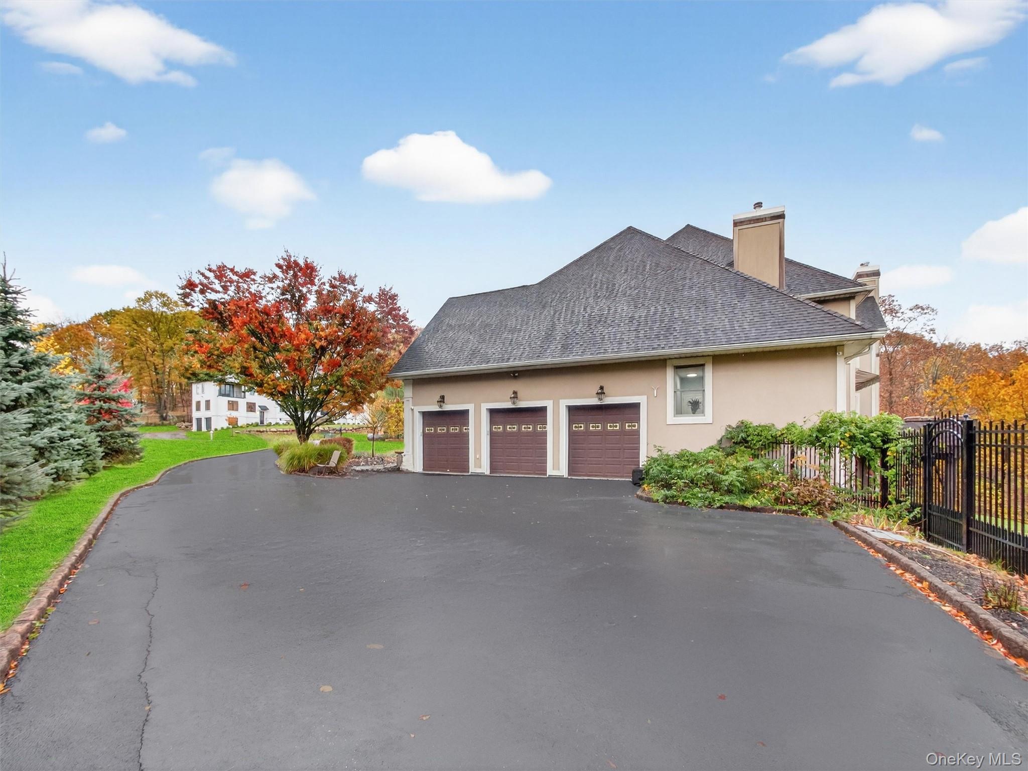 15 Beaver Pond Court