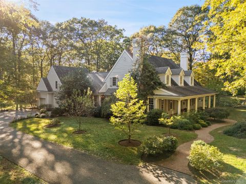 Photo of 24 Twin Fawn Lane, Pound Ridge, NY 10576 (MLS # 917324)